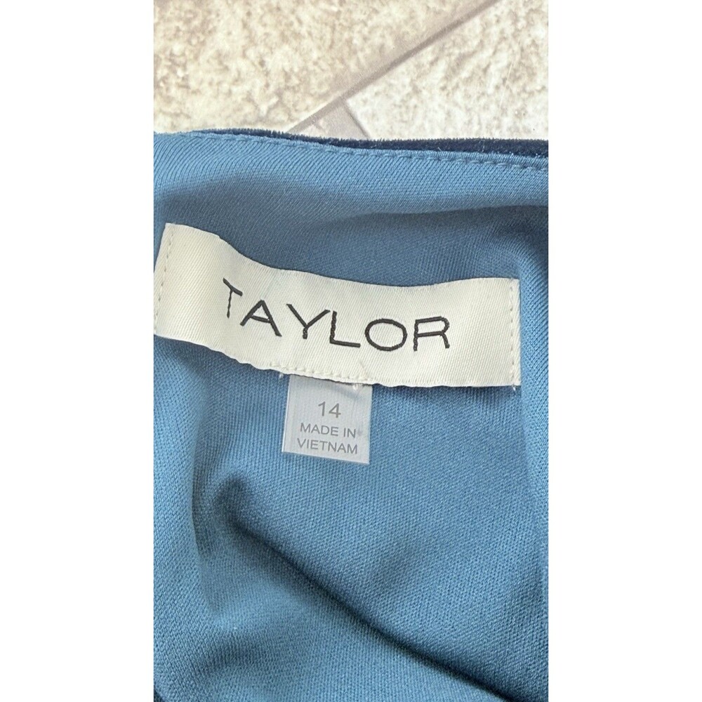 Taylor Womens Dress Blue Velvet  Evening Flare Size 14 - Picture 10 of 15